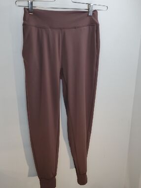 Scorpio Sol Mauve Brown High-Rise Jogger Pants